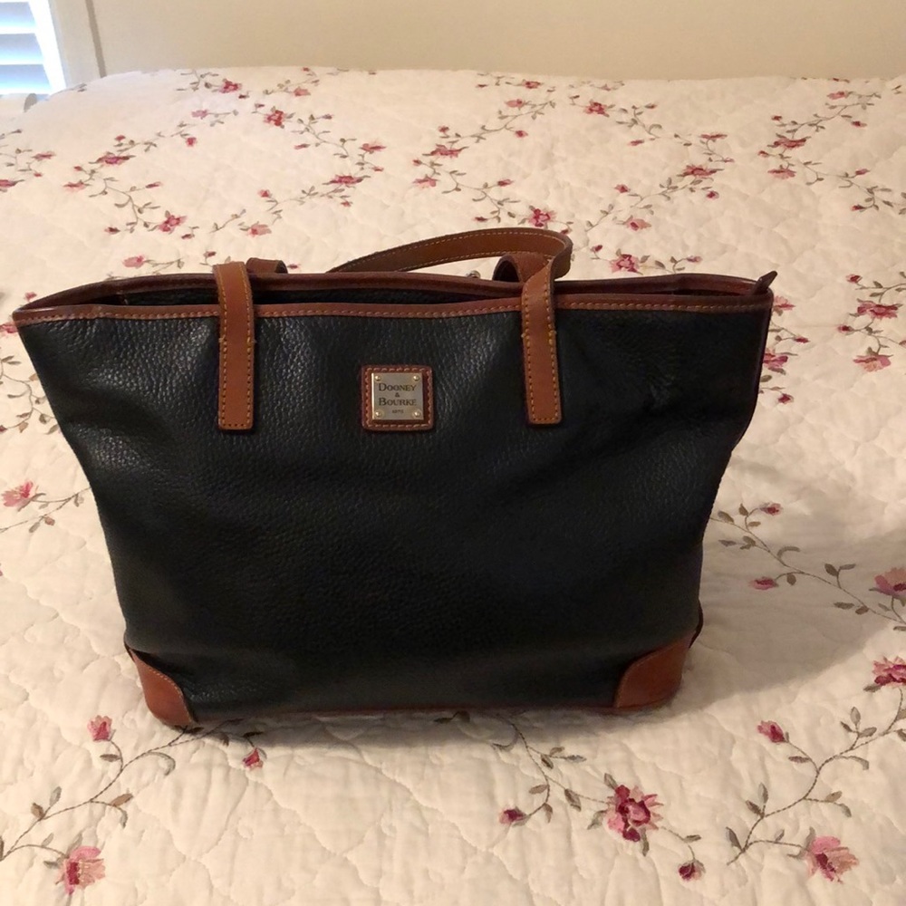 Dooney &Bourke Leather Shoulder Bag